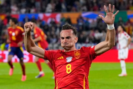 Kraj bajke Gruzije na Euru: Španija „uništila“ Hviču i drugare, pa zakazala finale pre finala sa Njemačkom