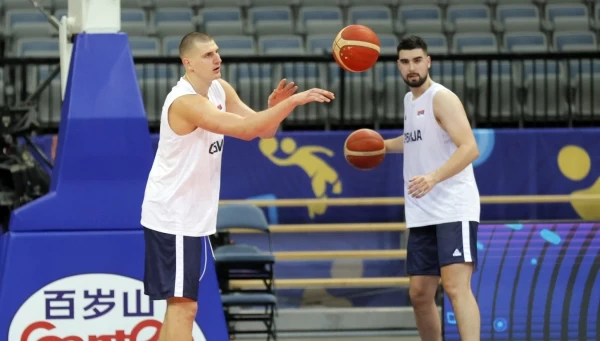 Srbija pobjedila Holandiju – Plavšić dominirao, Jokić 2-10-9 FOTO