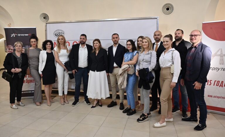 JP „Autoputevi Republike Srpske” domaćin predstave na Teatar festu u Banjoj Luci: Kultura temelj identiteta Republike Srpske