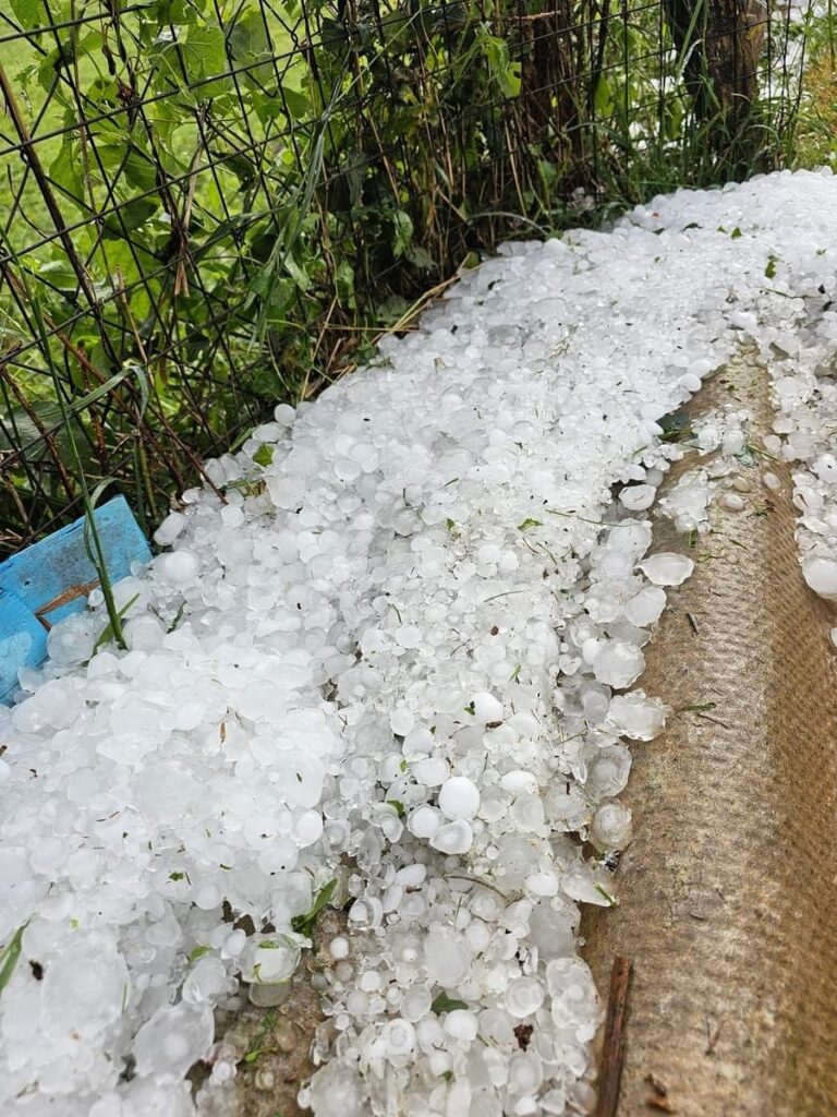 Katastrofalne posljedice nezapamćenog nevremena u Kozarskoj Dubici
