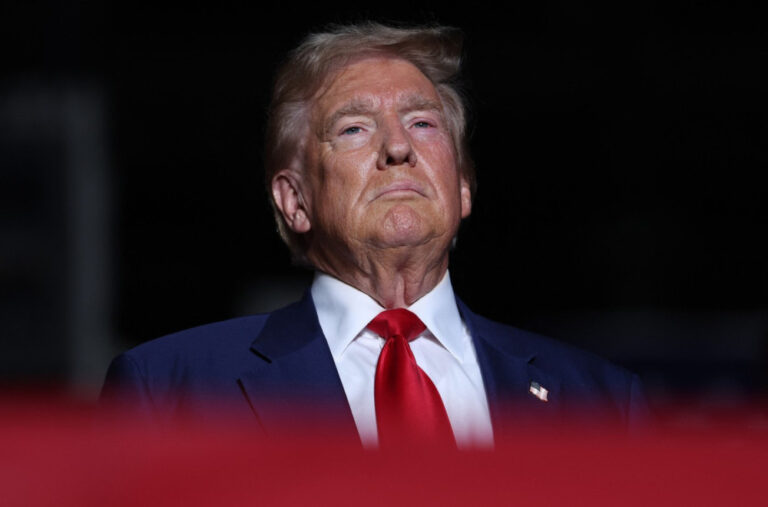 Mišel Obama prezire Donalda Trampa