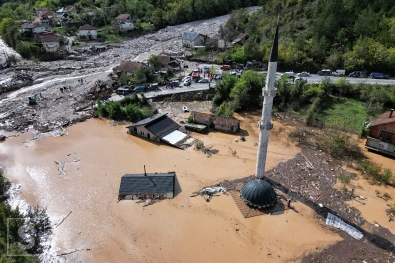 Ponovo prijeti katastrofa u BiH: Naređena hitna evakuacija