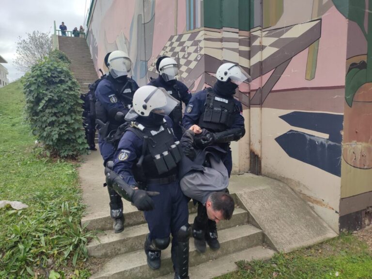 Sava Manojlović na Urgentnom centru: Lider Kreni promeni se žali na povredu rebra