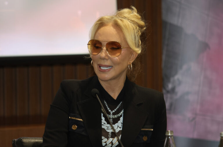 Lepa Brena se oprostila od Popovića uz fotografiju: „Dragi moj Sale….“ FOTO