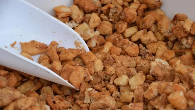 Čvarci su postali delikates: Kilogram košta preko 30 KM