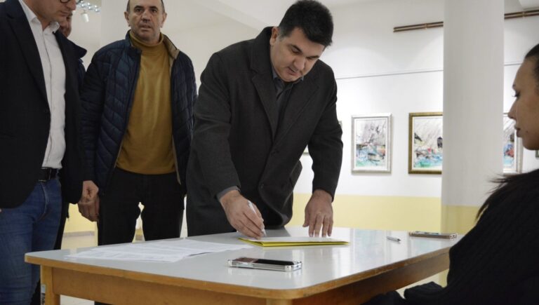 Savić potpisao inicijativu protiv eksploatacije litijuma i drugih mineralnih sirovina na Majevici