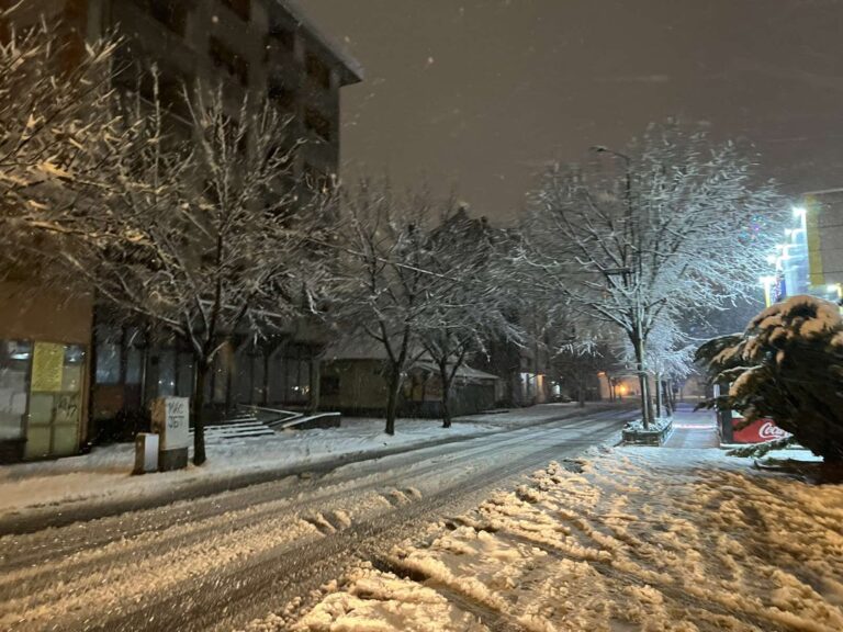 Zimska bajka Republike Srpske: Snijeg koji razotkriva sistemsku propast
