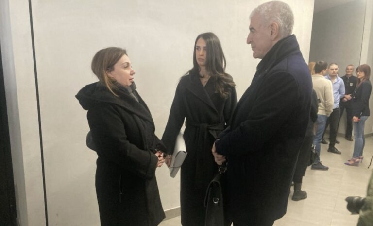 Branilac Kecmanovića: „Presuda očekivana, pritisak javnosti ogroman;Osuđeni su jer su ga navodno loše vaspitali, pa je počinio masakr“