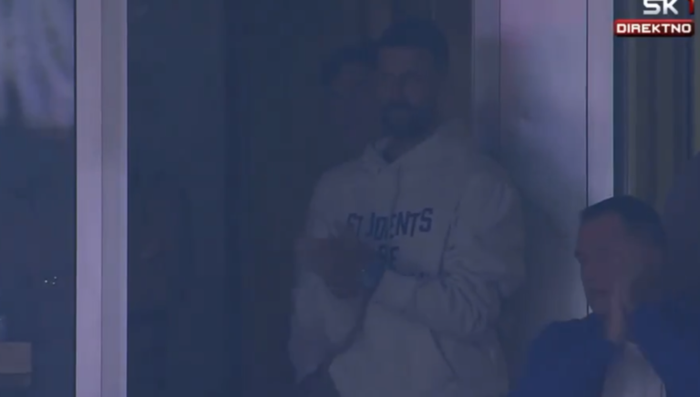 „Studenti su šampioni“: Pogledajte kako izgleda duks Novaka Đokovića, kakav potez najvećeg tenisera ikada