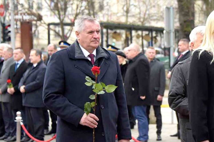 Višković bacio „anatemu“ na izdajnike Srpske: „Naše žrtve ne smiju biti uzaludne, ko god izda neka je proklet“