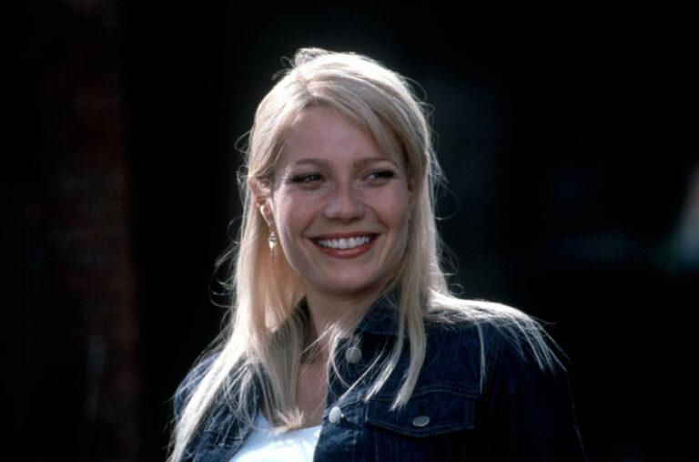 Gvinet Paltrou morala da proda vilu