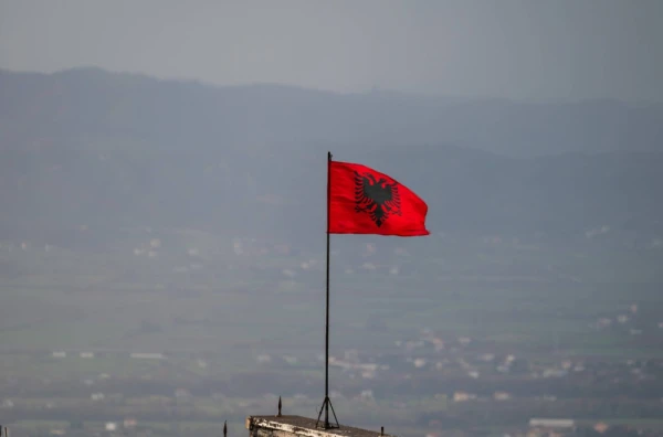 Pola Albanije u mraku: Nema struje u najvećim gradovima