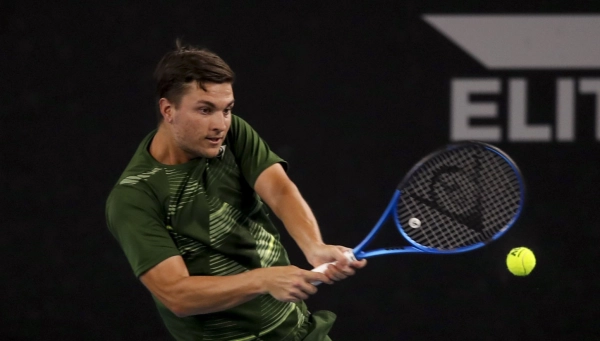 Uspjeh srpskog tenisera na AO: Kecmanović „demolirao“ Hurkača