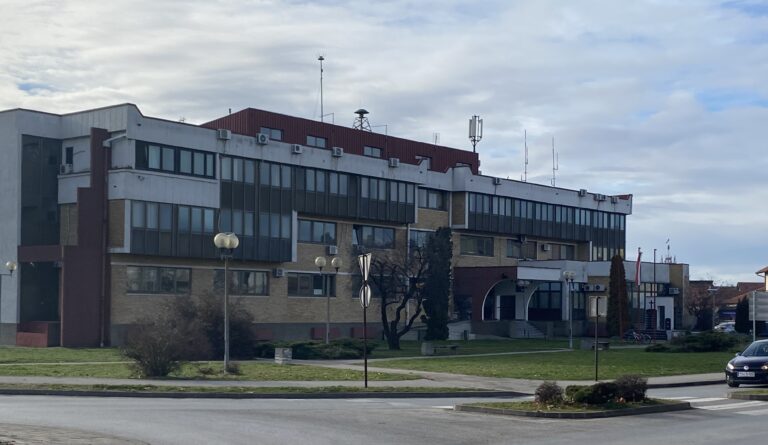 Po nalogu tužilaštva, policija vrši pretres prostorija u Gradskoj upravi Bijeljina