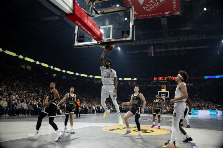 Slavlje Partizana u beogradskoj Areni: Dirigenti pobjede Bonga i Karlik Džons