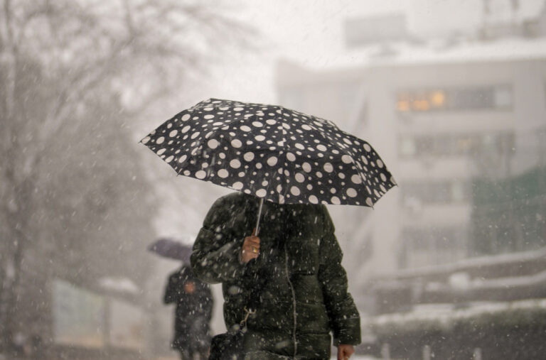 Ledeni talas iz Sibira paralisao Tursku; Zabilježena rekordna -34 stepena VIDEO