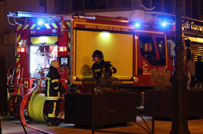 Zapalio se gradski autobus; Vozilo potpuno izgorjelo