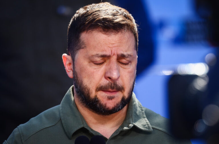 Poruka iz Amerike: Zelenski, podnesi ostavku VIDEO