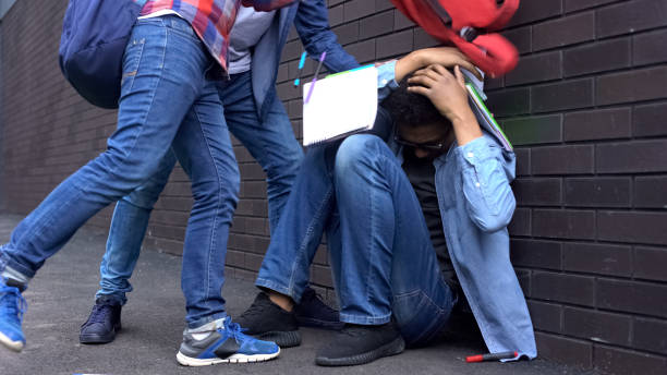 Užas u Vranju: Maloljetnog dječaka vršnjaci vezali za stolicu udarali i zlostavljali