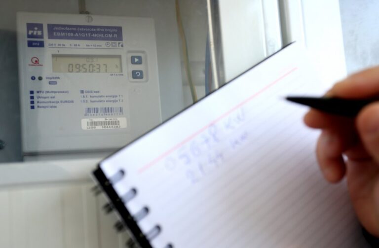 Počeli stizati uvećani računi za struju: Cijena električne energije u RS povećana u prosjeku za 7,9 posto