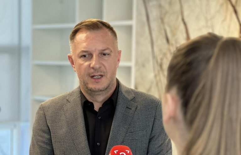 Ćorić: Neraskidive veze srpskog naroda s obje strane Drine