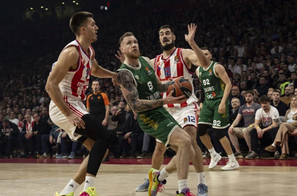 Poraz od Žalgirisa zakomplikovao život Zvezdi