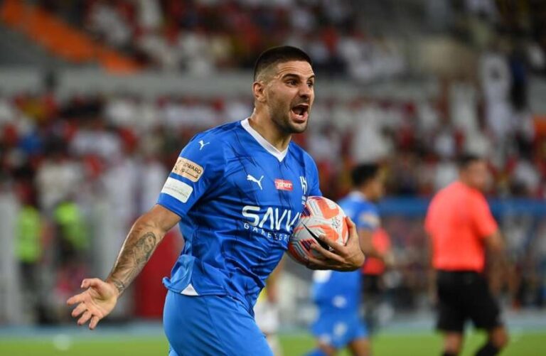 Aleksandar Mitrović hitno primljen u bolnicu zbog problema sa radom srca!