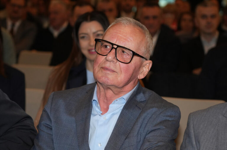 Aleksićev pokret vrijeđa porodicu predsjednika Srbije FOTO