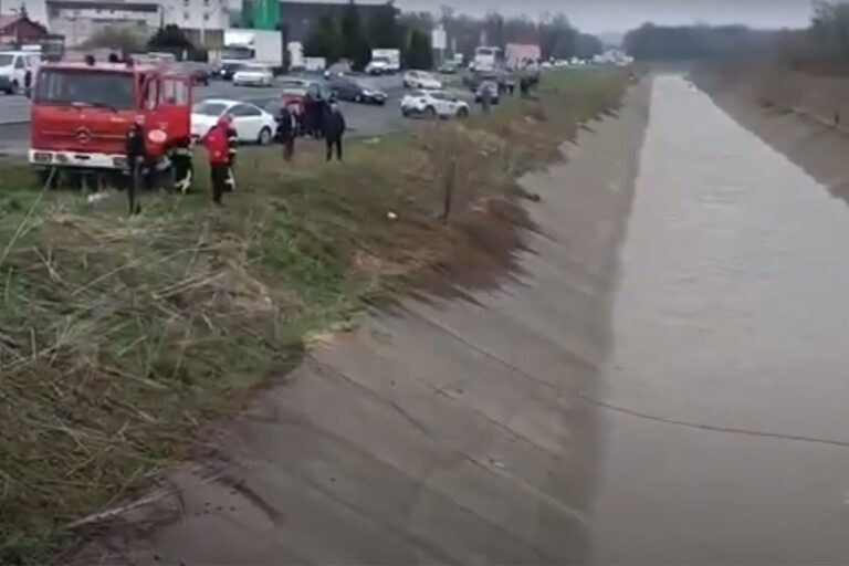 Detalji tragedije u Tuzli: Policajac spasavao bjegunca, obojicu odnijela voda