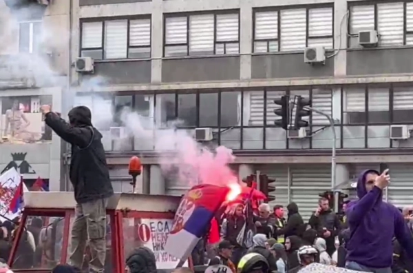 Katastrofa!: Ješić podržao predlog da se Vučić objesi