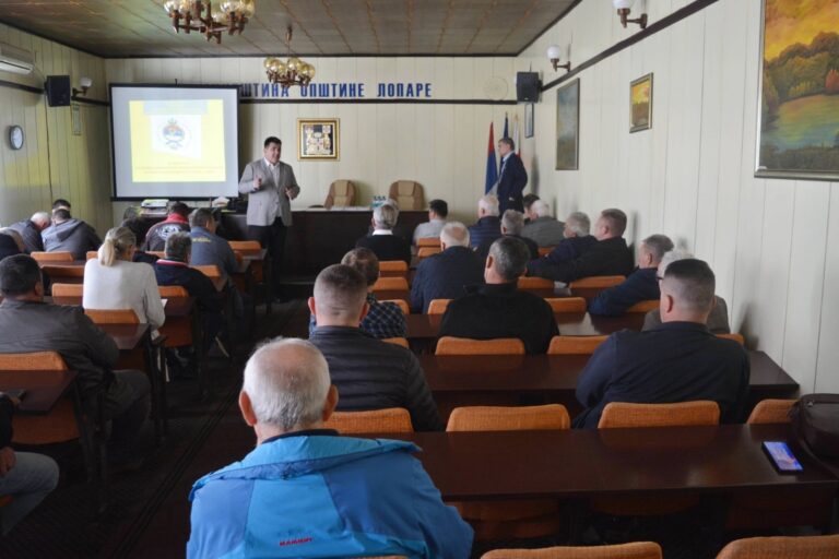 Lopare: Predavanje za poljoprivredne proizvođače