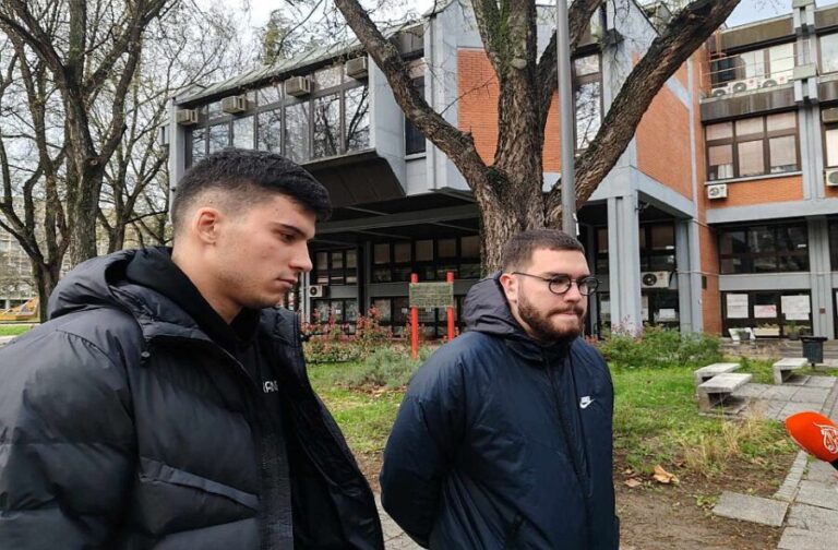 U Novom Sadu pretučena četvorica studenata: Jednom je slomljena vilica