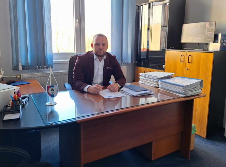 OŠ Dvorovi pokrenula izbor za „Naj gest godine“: Nagrada za dobrotu i humanost