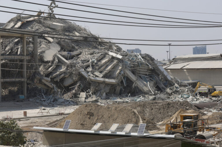 Porastao broj poginulih u zemljotresu: 3.145