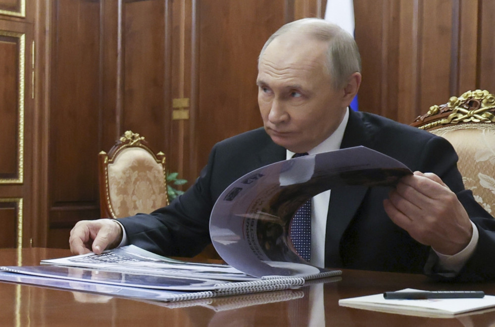 Trampe, ovo je crvena linija