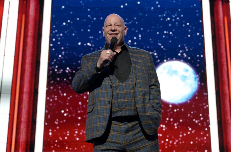 Poznati komičar hitno primljen u bolnicu FOTO