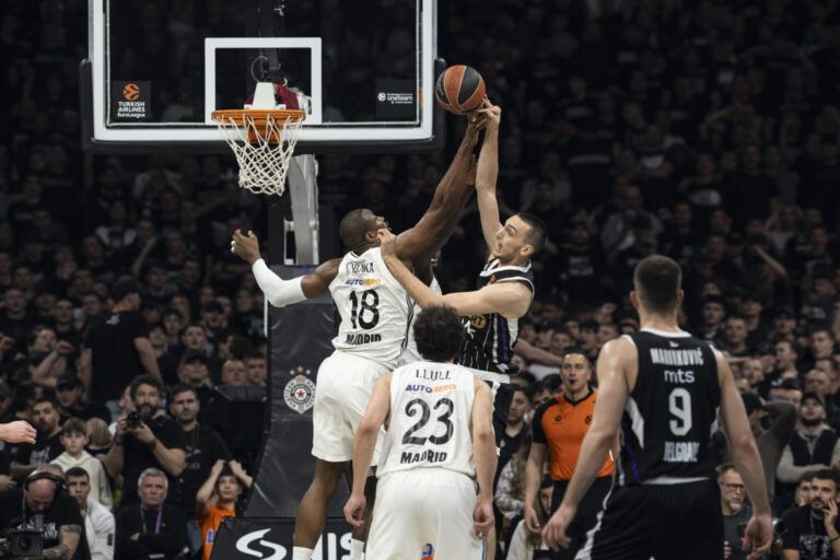 Kakav šok u Areni, Real uz zvuk sirene ludim košem Tavaresa srušio Partizan