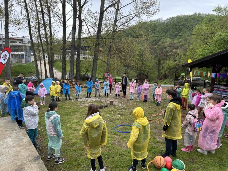 Proljećni kamp Vučijak u Ugljeviku – Više od igre, pravo šumsko iskustvo za najmlađe FOTO
