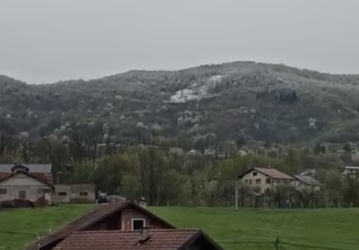 Pao snijeg u Banjaluci