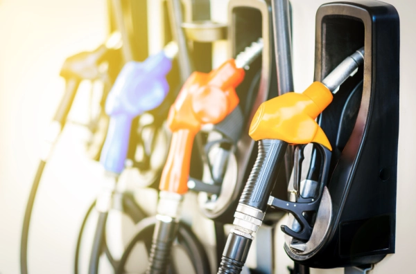 Nafta na svjetskom tržištu najjeftinija u posljednje četiri godine: Šta čekaju BH pumpadžije?