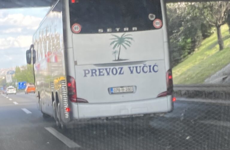 Kad Ćale organizuje ekskurziju u Beograd