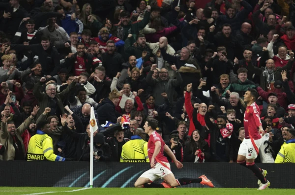 Ne zove se džabe „Teatar snova“ – utakmica godine u Mančesteru!