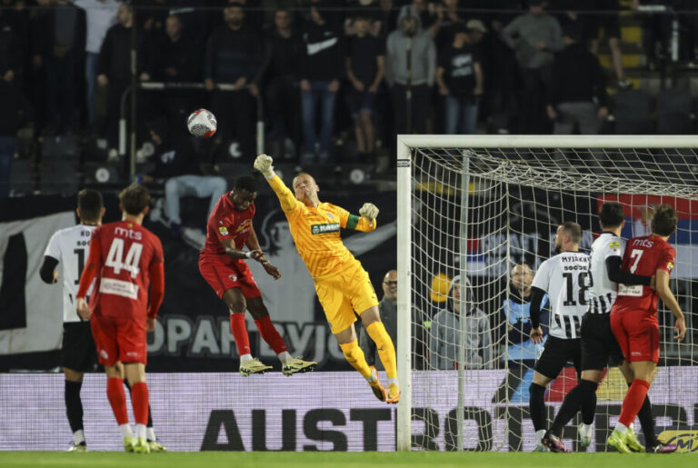 Partizan se mučio, ali srušio Radnički – zablistala „djeca“ u Humskoj