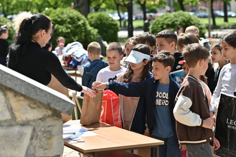 Održan proljećni održivi bazar u Ugljeviku: Podrška građana i lokalne samouprave