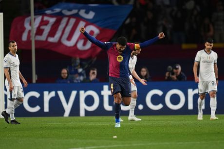 Ludnica na „Monžuiku“: Remi Barse i Intera uz šest golova