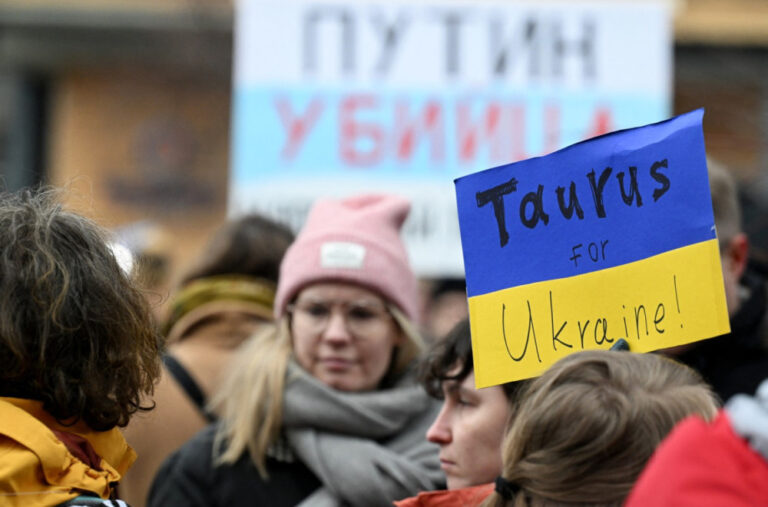 Preokret iz Njemačke: Vicekancelar „poklopio“ Merca