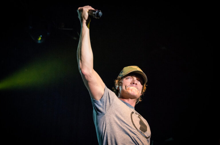 Poznati pjevač otkrio da ima kancer u četvrtom stadijumu: „Ne plašim se, Bog je veliki“