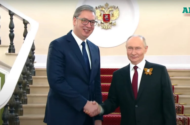 Vučić stigao na Paradu pobjede u Moskvi: Dočekao ga Putin FOTO