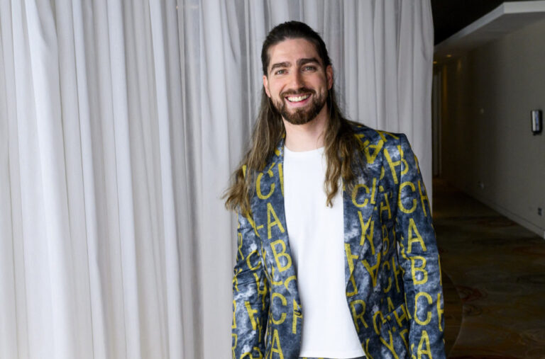 Ovo nismo očekivali: Princ šokirao nastupom na probi za Evroviziju, komentari se samo nižu VIDEO