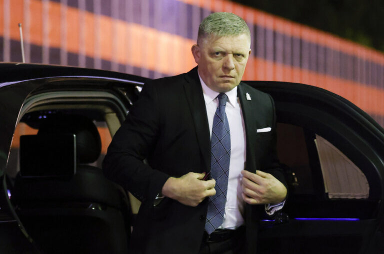 Fico našao „krivca“ za atentat; Upozorio na mogućnost novog napada